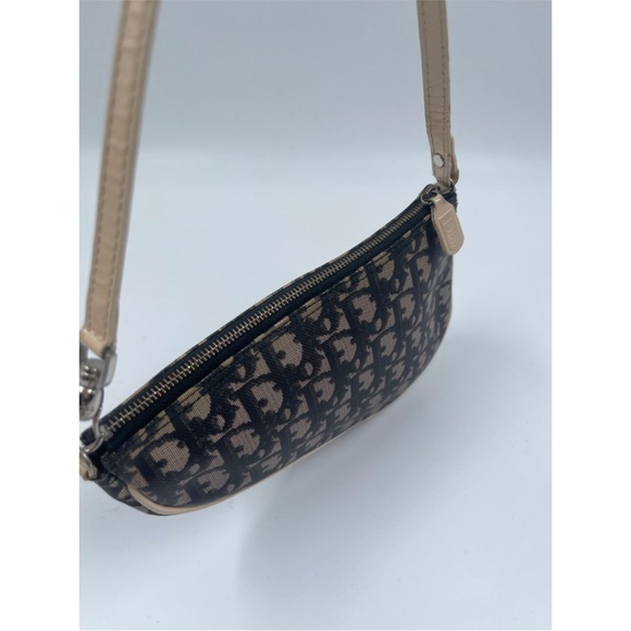 Dior Vintage Saddle Bag - Picture 5 of 10